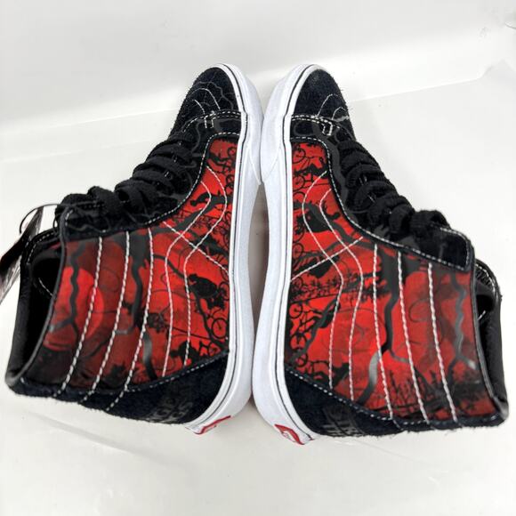 Vans Sk8-Hi Stranger Things Friends Don’t Lie NEW Men 9 Women 10.5 Black Red - Picture 3 of 9
